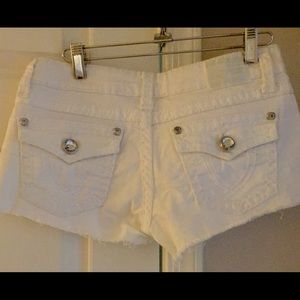 LA Idol Short White Cutoff Shorts